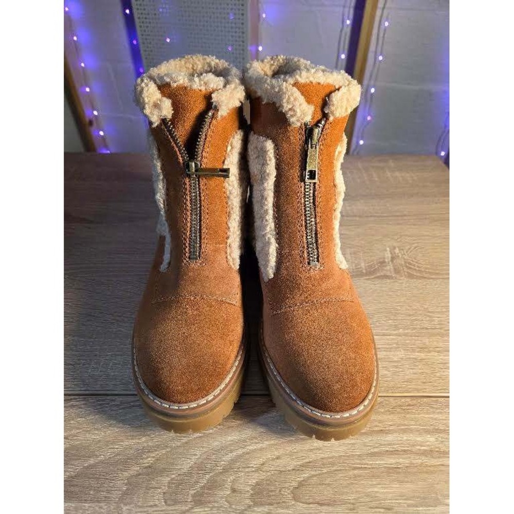 Naturalizer Jett Tan Leather Faux Fur Trim Front Zip Lug Sole Ankle Boots 9M